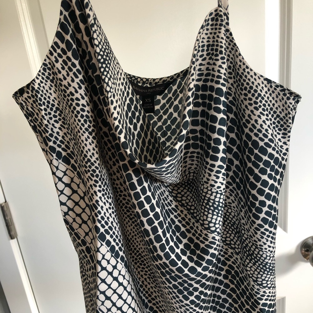 Banana Republic | Silky Cowl Camisole - Picture 6 of 8